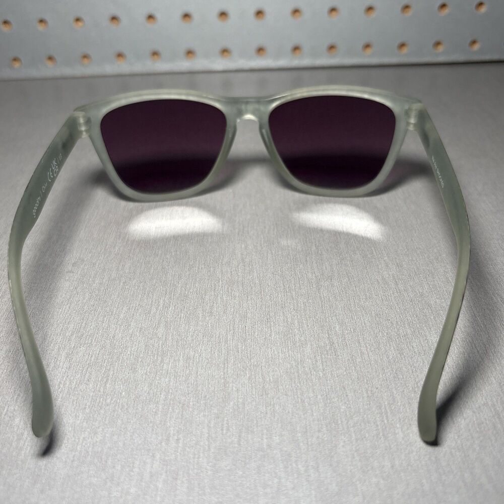Goodr OG Sunglasses We Are SHOCKED Silver Gray Running No Slip Square Polarized - Picture 6 of 8